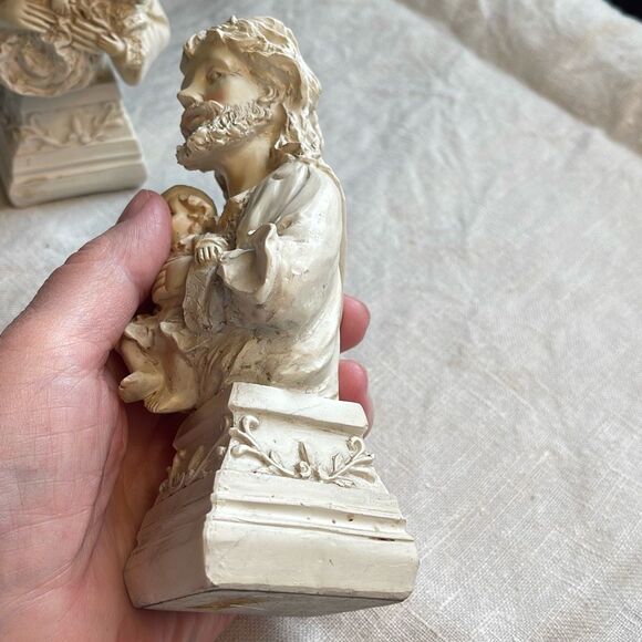 Virgin Mary and Joseph each holding baby Jesus. Winged Angel series. K’s collect - Picture 9 of 13